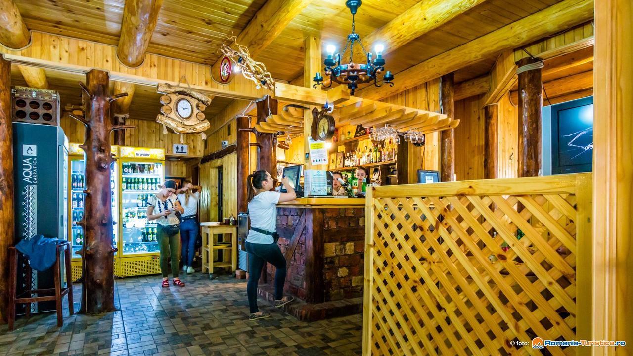 Taverna Ceahlau Дурау Экстерьер фото